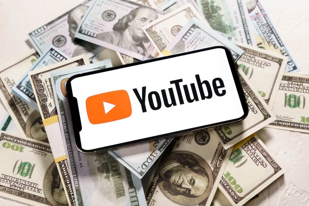 How to Make Money Watching YouTube: The Insider’s Guide - United for Profit