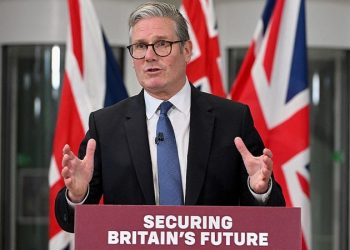 Farage slams British prime minister for ‘extraordinary’ lack of support for Trump’s Iran strikes